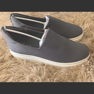 J/Slides Slip On Style